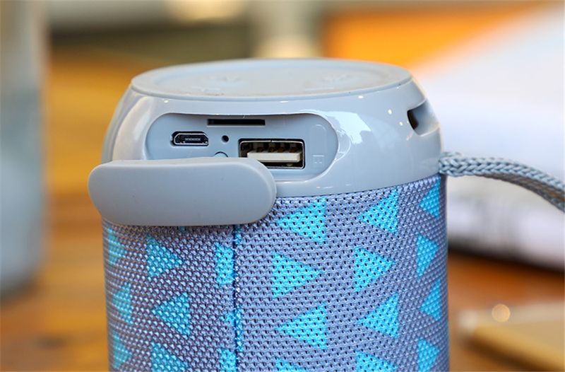 TG129 Bluetooth Lautsprecher, drahtlose Bassuriff, portable Kaartenasetzen fir dobaussen, modesch Kaddo, Mini-Lautsprecher_voghion.com