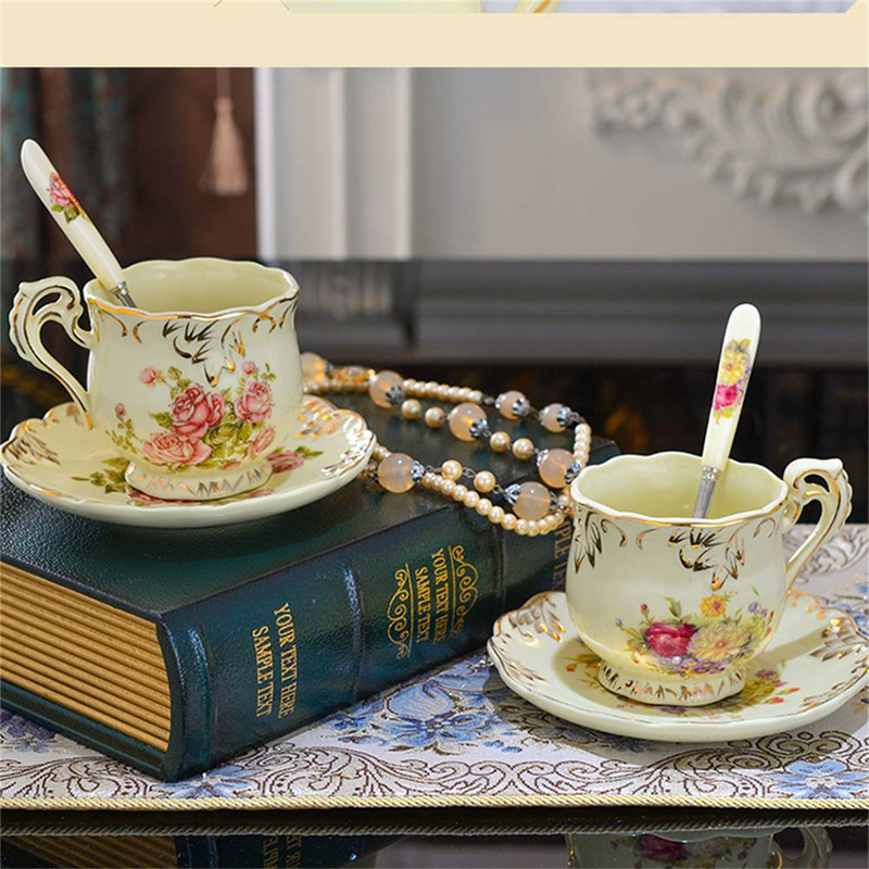 Juego de 2 tazas y platillos de té, tazas de té de porcelana vintage con diseño floral y soporte dorado, 227 ml_voghion.com