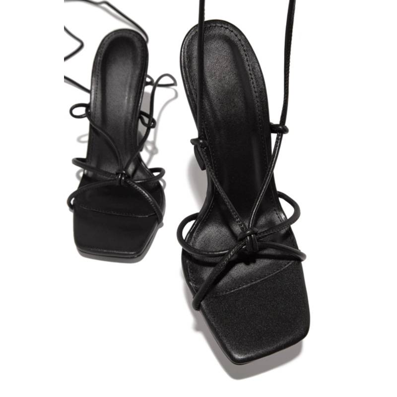 Scarpe da donna alla moda, infradito con punta quadrata e lacci – eleganti tacchi alti per abbigliamento casual_voghion.com