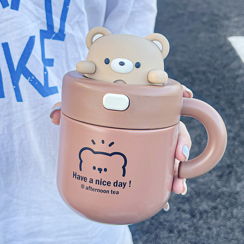 Tazza termica Tazza per acqua in paglia con orsetto carino con manico in ufficio, tazza da caffè isolata a freddo per ragazze con alto valore nominale_voghion.com
