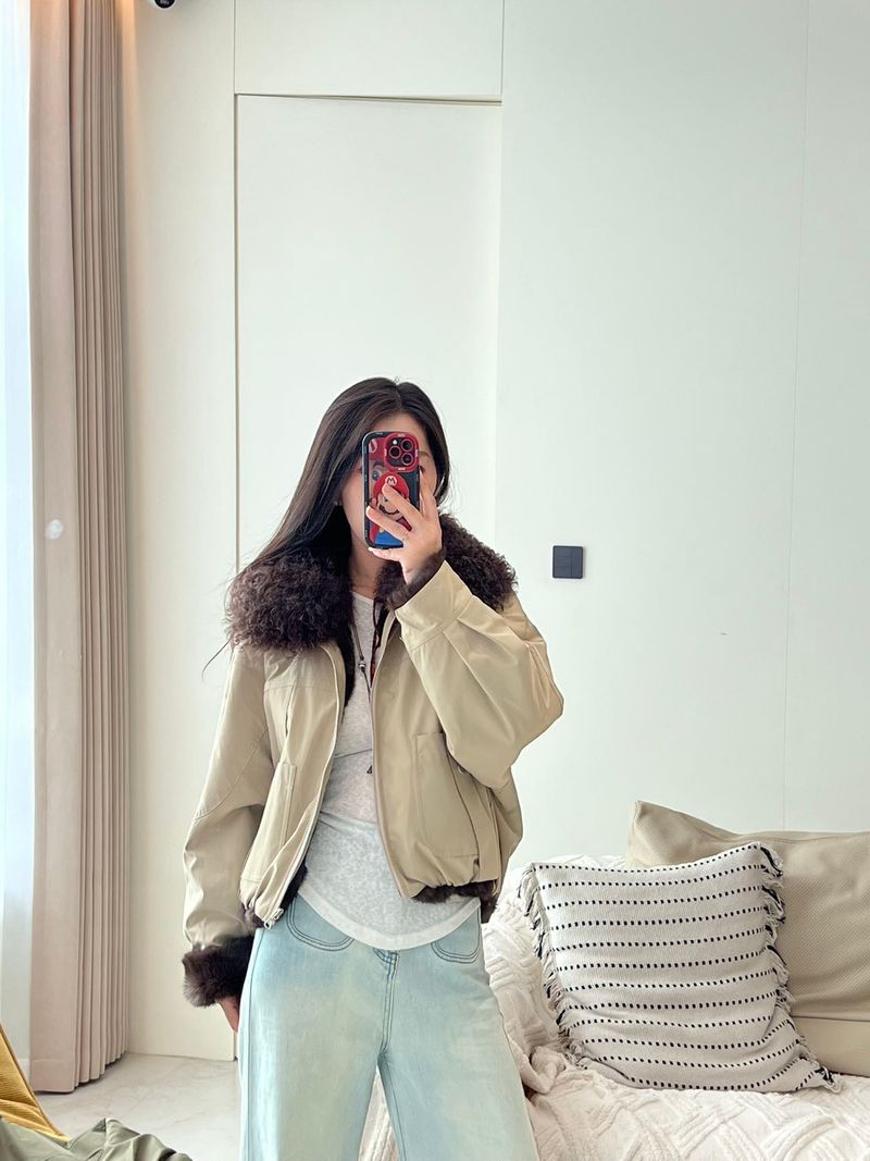 New Style Reversible Whole Rabbit Fur Sheepskin Large Fur Collar Workwear Jacket_voghion.com