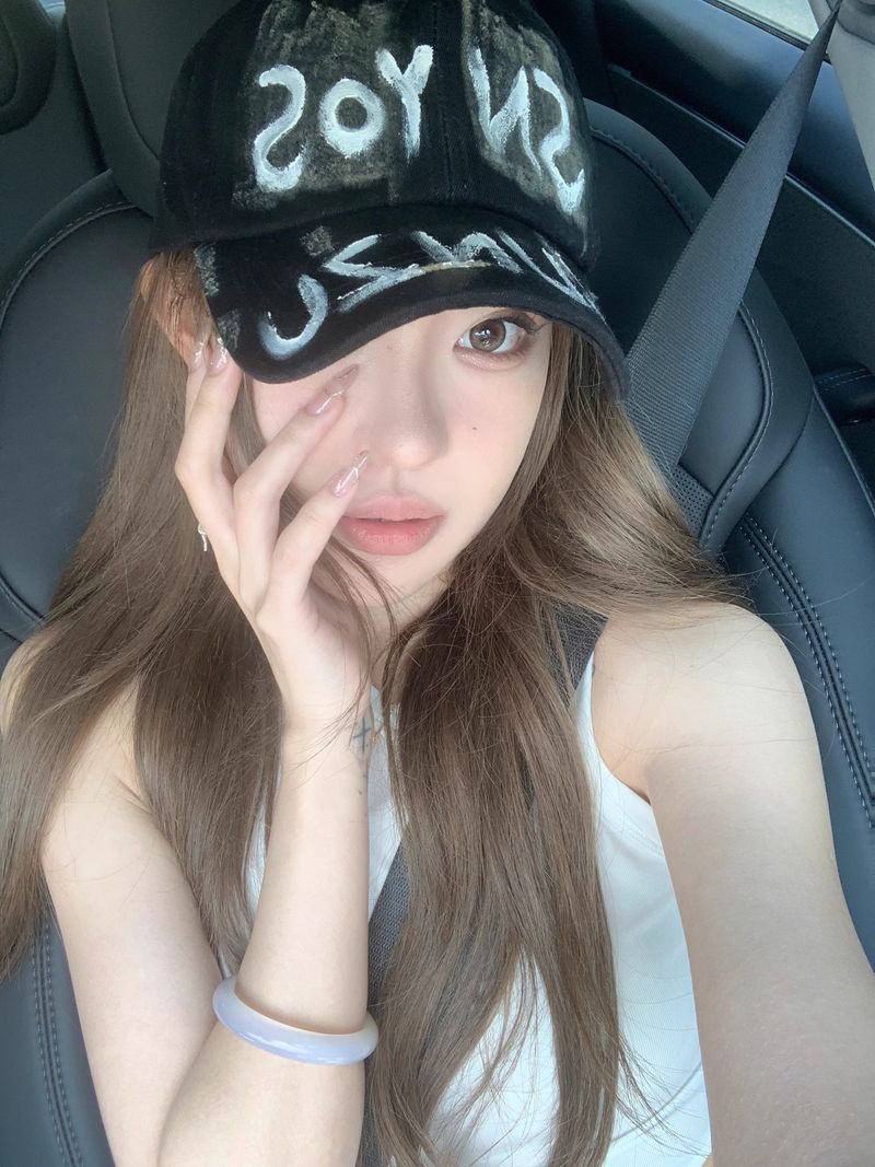 Cappellino da baseball con lettere americane lavate e dipinte a mano Super Graffiti, visiera più ampia, piastra deformata, lingua d'anatra, nuovo modello primavera estate 2025_voghion.com