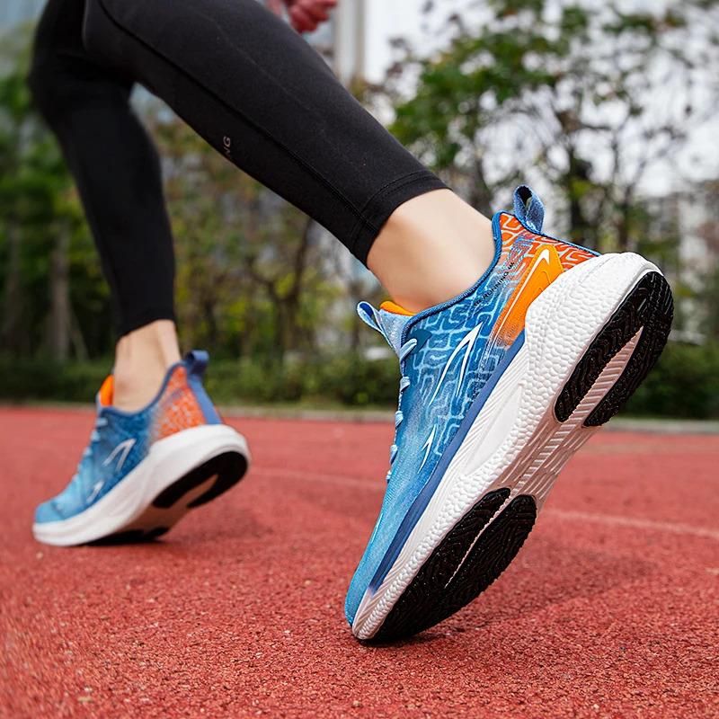 Piccola quantità MOQ Logo del marchio Personalizzato Uomo Moda Casual Sneakers Professionale Maratona Corsa Scarpe da Passeggio per Donne Atletico Runner_voghion.com