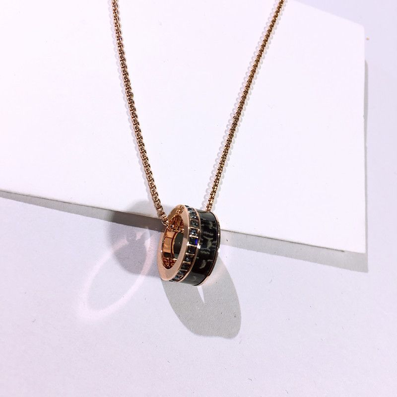 Kolmönster turpärlor halsband för män och kvinnor elementkristall nyckelbenshalsband_voghion.com