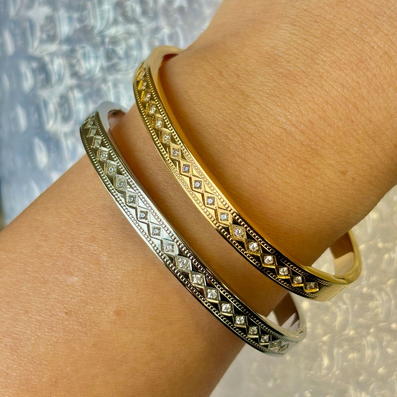 Sieradenset voor dames, modieus, gegalvaniseerd titaniumstaal, groene zirkonia, groot merk, diamant, schaakbordontwerp, armband, stapelarmband_voghion.com