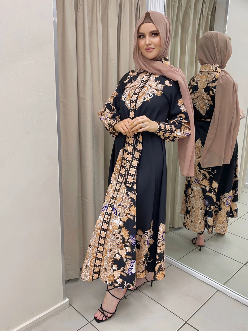 Abito da donna con stampa araba e altalena_voghion.com