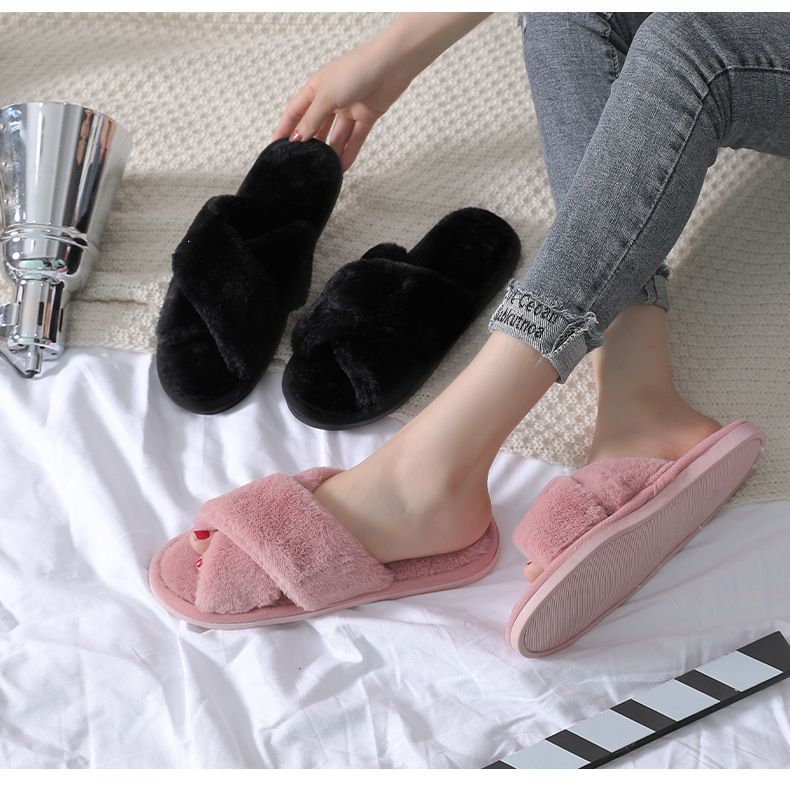 Explosions Cross Plush Slippers Autumn and Winter New Indoor Warm Cotton Slippers Thickened Leaky Toe Mao Mao Slippers_voghion.com