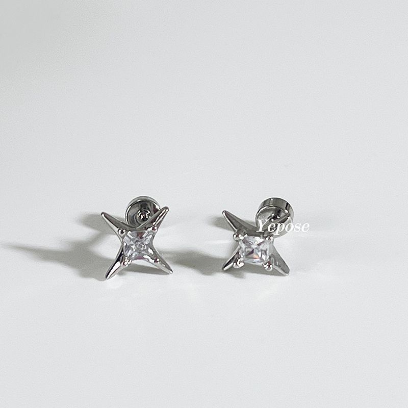 Funkelnde vierzackige Sternknochen-Titanstahl-Helix-Zirkon-Mini-kleine exquisite Ohrstecker-Nischendesign-Ohrringe_voghion.com