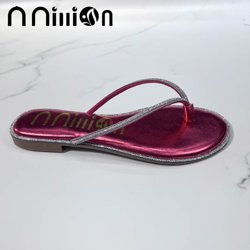 Chaussons pour femmes, ballerines pour femmes, tongs plates, célébrités d'Internet, vêtements d'extérieur, sandales à surface diamantée, pantoufles à bout rond à la mode pour femmes_voghion.com