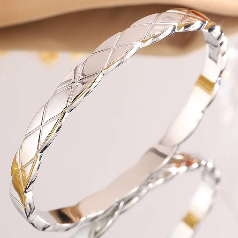 Diamond-patterned Stainless Steel Bracelet, High-end Diamond-shaped Titanium Steel Bracelet That Does Not Fade._voghion.com