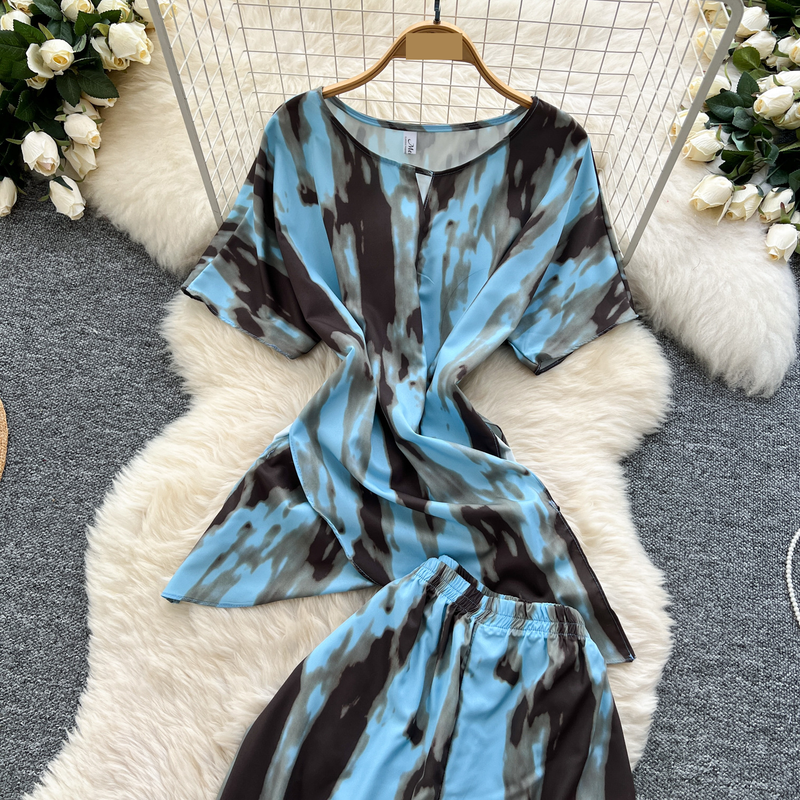 Women's Clothing Two Piece Suit Cross Waist Round Neck Short Sleeves Printed Top High Waist Casual Wide Leg Pants_voghion.com