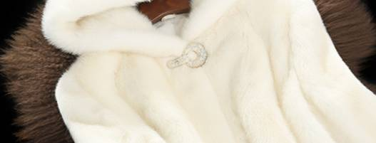 Cappotto con cappuccio in visone sintetico da donna – Giacca invernale di media lunghezza con dettagli in filo metallico (capospalla bianco, elegante e perfetto per l'ufficio)_voghion.com