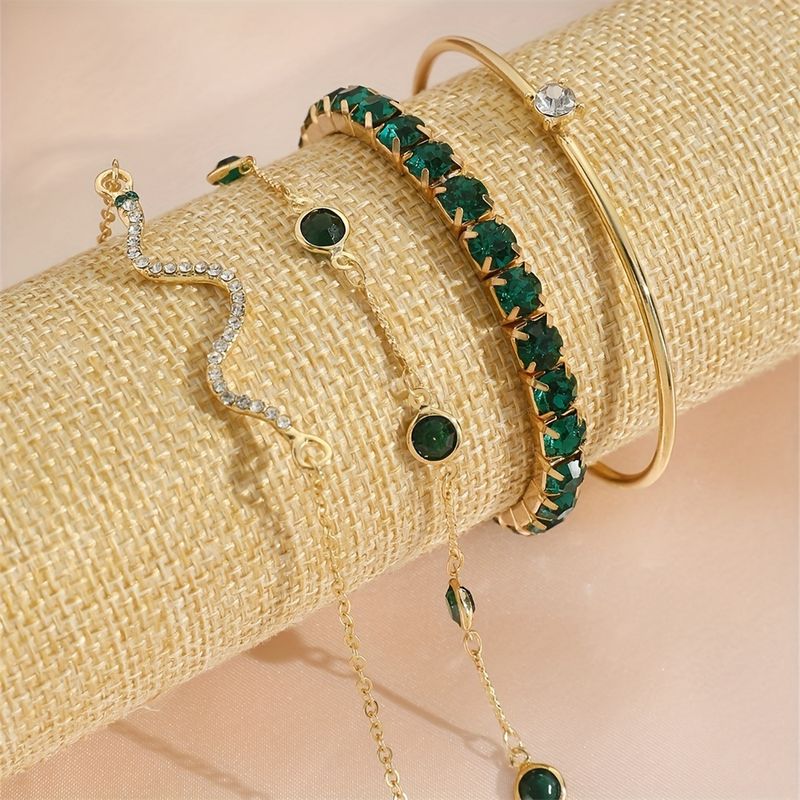 Set di 4 braccialetti elastici in giada verde moda per donna, gioielli in metallo di alta qualità con serpente._voghion.com