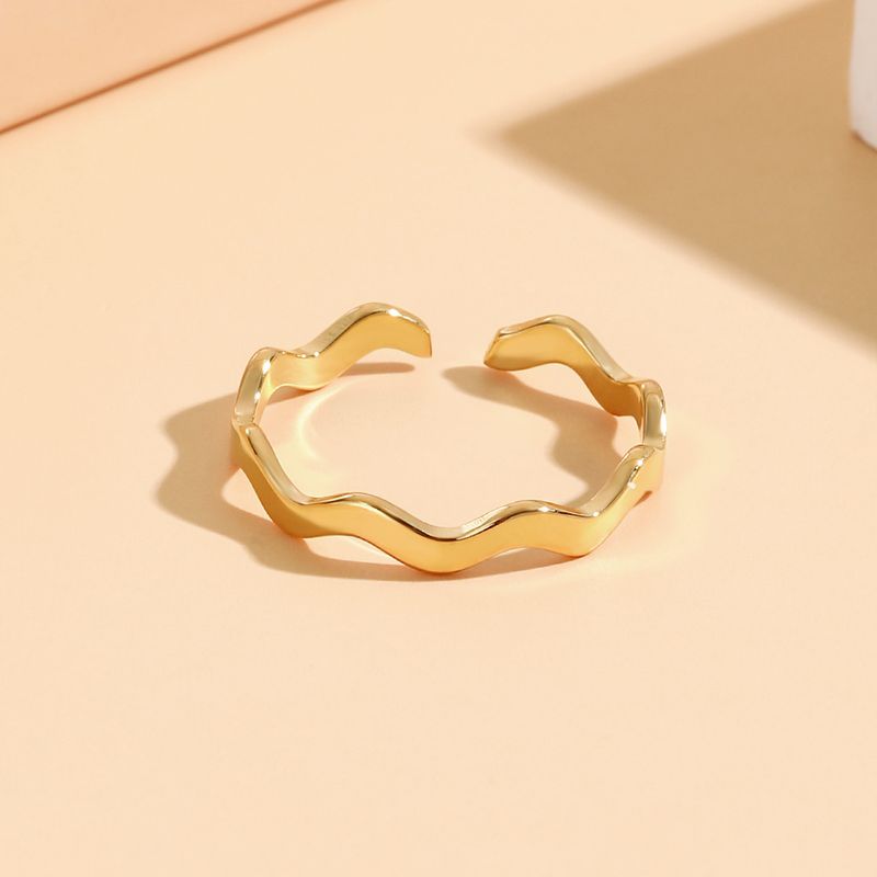Stainless geometric Mobius simple wave element index finger ring, female vacuum electroplated titanium steel ring_voghion.com