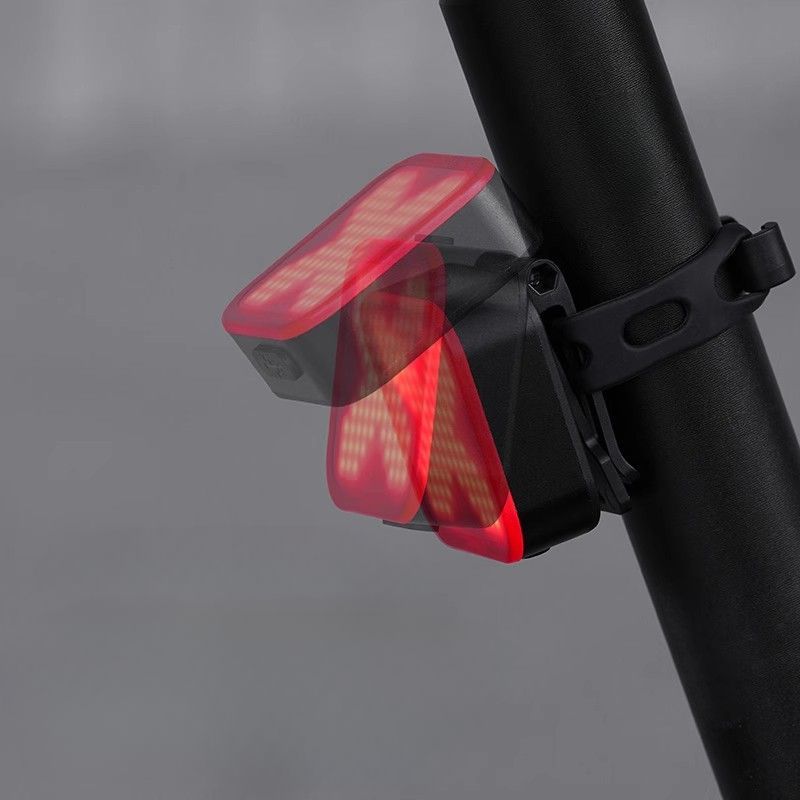 Vélo de route de nuit, feu arrière rechargeable, capteur intelligent, éclairage créatif en forme de cœur, équipement de vélo de montagne_voghion.com