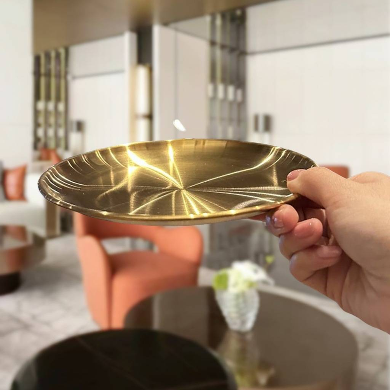 Gold Stainless Steel Shallow Plate - Home Fruit Tray, Restaurant Buffet Serving Dish, BBQ Grill Plate for Meat, Snacks, and Desserts_voghion.com