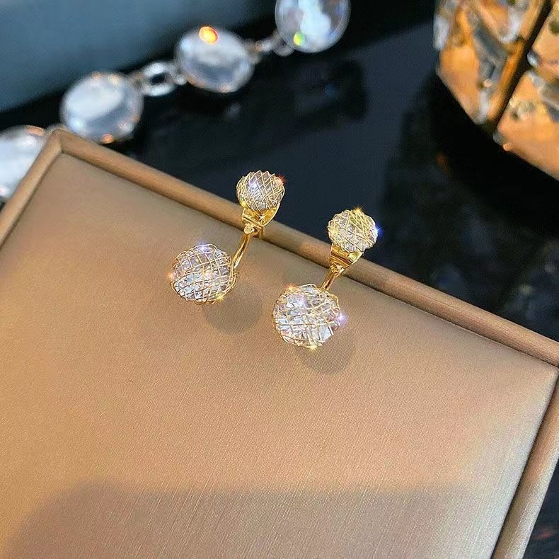 Women's earrings new trendy high-end temperament round face modification earrings for women summer niche design small fragrant earrings_voghion.com