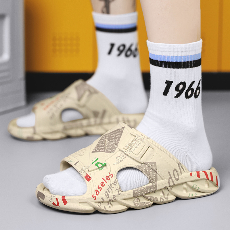 Men Slipper for Indoor Outdoor Sandals Open Toe Pillow Beach Slippers for Summer External Wear_voghion.com