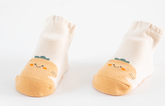 Calzini per bambini Calzini da pavimento per bambini autunno e inverno nuovi in silicone antiscivolo per neonati_voghion.com