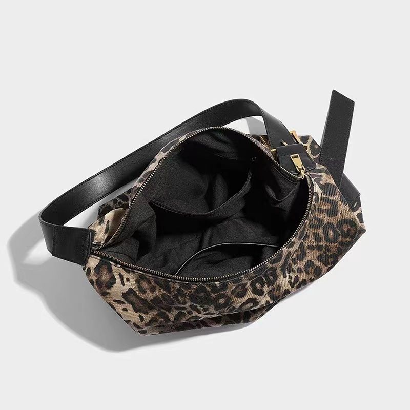 2025 Herbst und Winter Neue Leopard Unterarm Faule Umhängetasche Reißverschluss Mode Hundert Taschen Lässig Täglich Einfache Pendeln Personalisiert_voghion.com