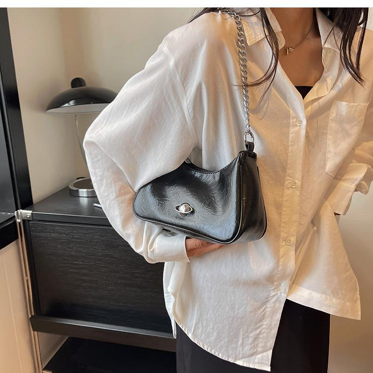 Super beliebte Nischendesign-Tasche 2023 neue Damentasche beliebte vielseitige Umhängetasche Einzelschulter-Unterarmtasche_voghion.com