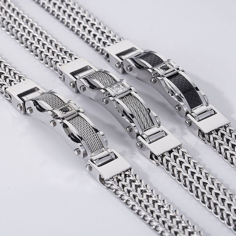 Bracciale da uomo in acciaio inossidabile con diamanti - Design geometrico alla moda per abbigliamento casual e formale - Misure regolabili da 19 cm a 23 cm_voghion.com