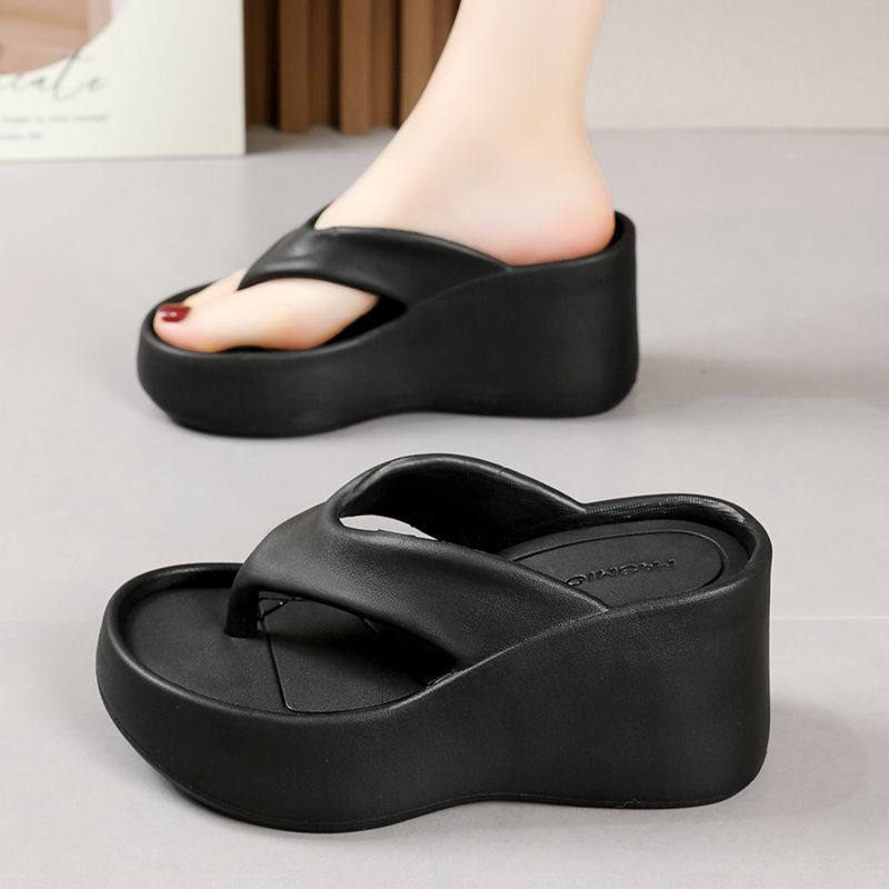 Damensandalen mit dicker Sohle, neue Sommersandalen für draußen und den Strand, mit dem Gefühl, auf Kot zu treten, abgewinkelte Biskuitschuhe_voghion.com