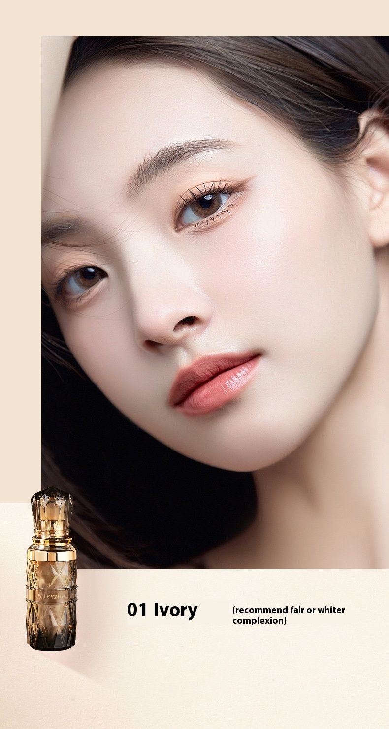 Leezi Kleine schwarze Flasche, Soft Mist Liquid Foundation, feuchtigkeitsspendend, hält ohne Make-up zu entfernen und hellt die Haut auf._voghion.com
