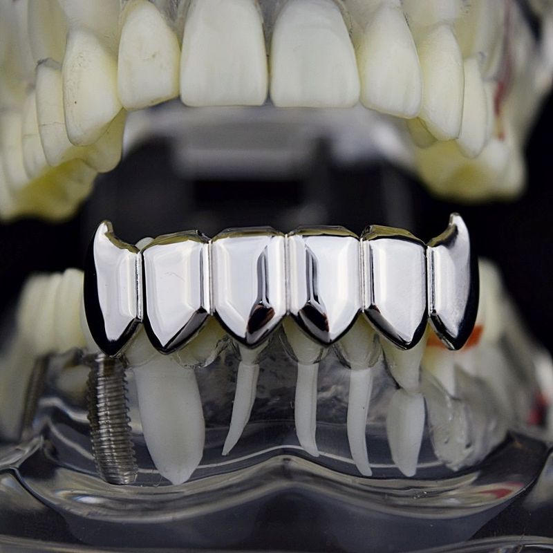 Akcesoria unisex Złote szelki Złote szelki dekoracyjne Grillz_voghion.com