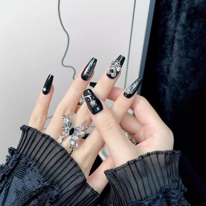 Edgy Y2K Press On Nails - Dark Dazzling Glitter & Butterfly Design, Gothic Glam Reusable Nails_voghion.com