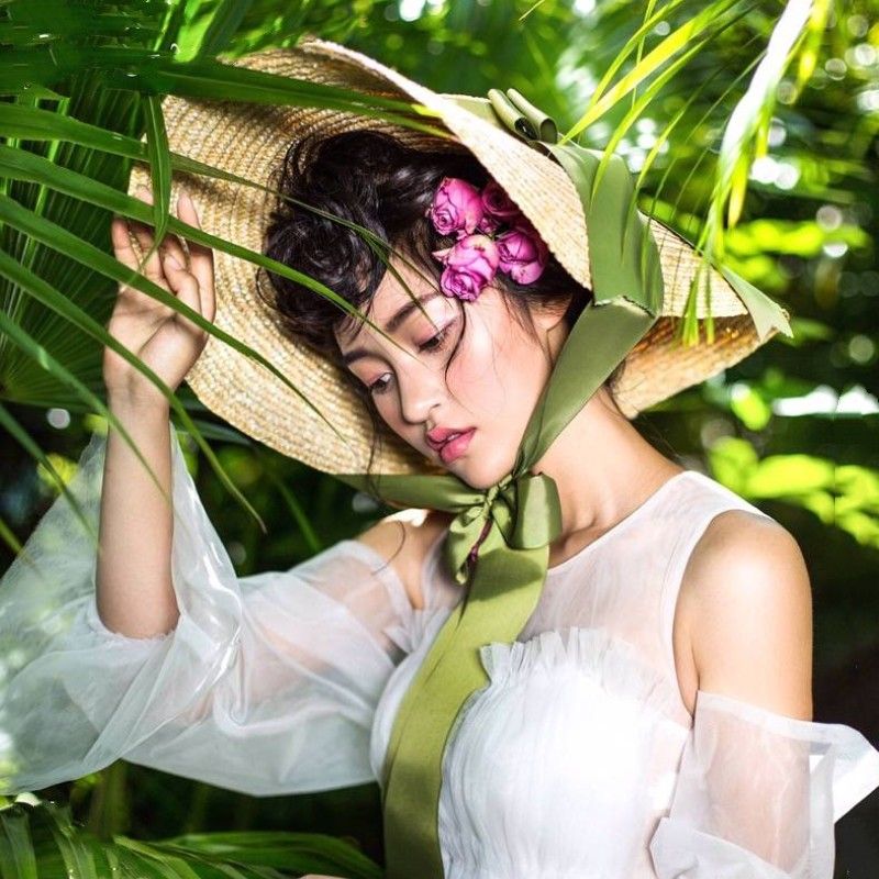 Vendita calda Vendita calda 15/18cm Cappelli da spiaggia a tesa larga per le donne Elegante romantico Grande cappello da sole con protezione UV con cravatta al collo Oversized Flat Top_voghion.com