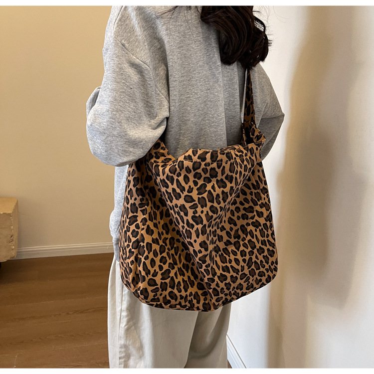 Women's leopard print bag Large capacity women's shopping bag_voghion.com