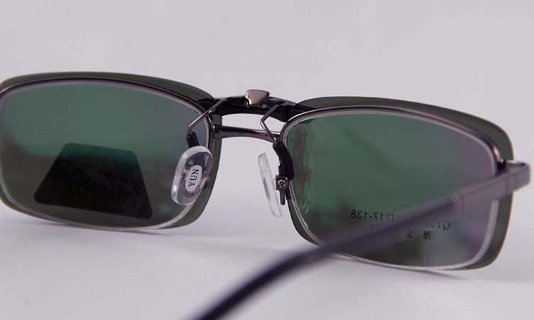 Neuheiten UV400 Polarisierte Clip-on-Sonnenbrille für Herren und Unisex, tiefgrüne Gläser, Aviate Drive Sonnenbrille für Damen_voghion.com