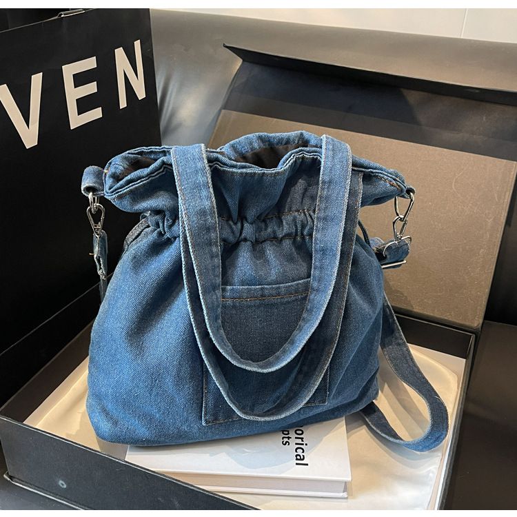 Denim For Women 2025 New Summer Crossbody Large Capacity Bucket Student Drawstring Versatile Shoulder Bag_voghion.com