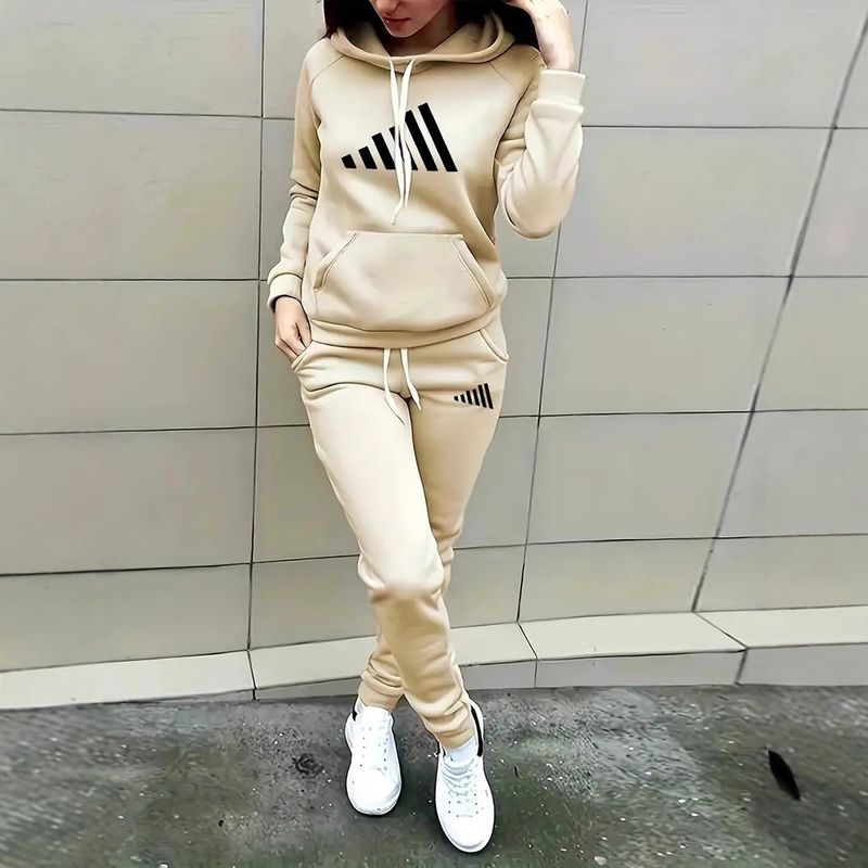 Women's Casual Hooded Sweatshirt & Jogger Pants Set - Stylish Winter Workout Outfit With Print Design_voghion.com