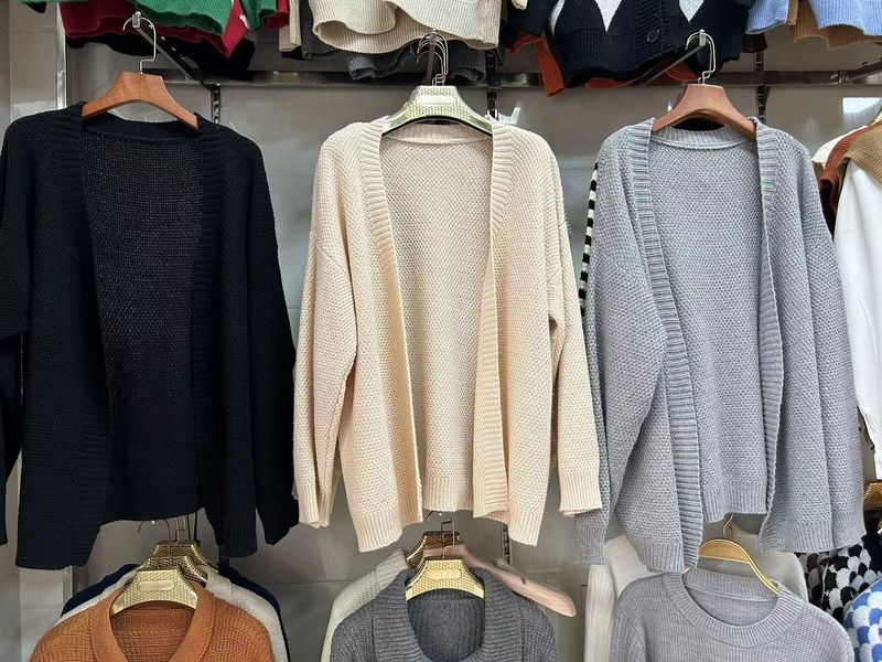 Cardigan da donna in stile vintage francese K, nuovo, in maglia grossa, ampio e comodo, di media lunghezza._voghion.com
