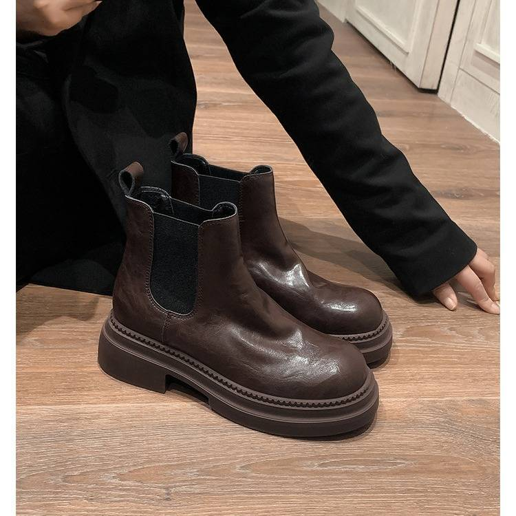 Kurze Stiefel für Damen, Vintage-Chelsea-Stiefel mit verstecktem Keilabsatz – echtes Leder, wassergewaschen, Used-Look, runde Zehenpartie, Slip-On-Design, Herbst/Winter_voghion.com