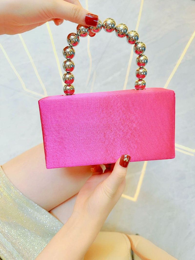 Borse da sera da donna Borsa a mano con diamanti incastonati a farfalla Borsa a mano con diamanti Piccola borsa quadrata da banchetto in raso di seta Borsa a tracolla per cena_voghion.com