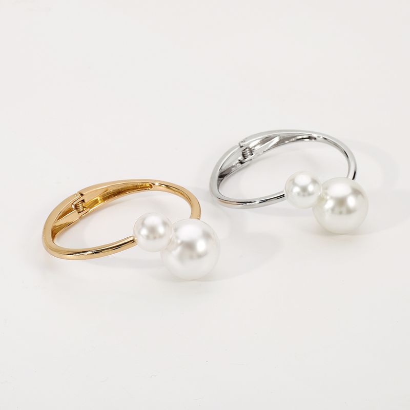 B2256 Hot selling Pearl Spring Open Modieuze, Kleine Zoete, Coole en Gepersonaliseerde Armband_voghion.com