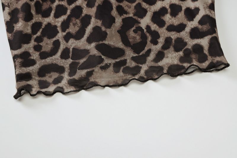 Damenbekleidung Sommer Sexy One-Shoulder Langarm-Nabel-Baring-Leoparden-Print-Top Sexy Hot Girl Bottoming Shirt_voghion.com