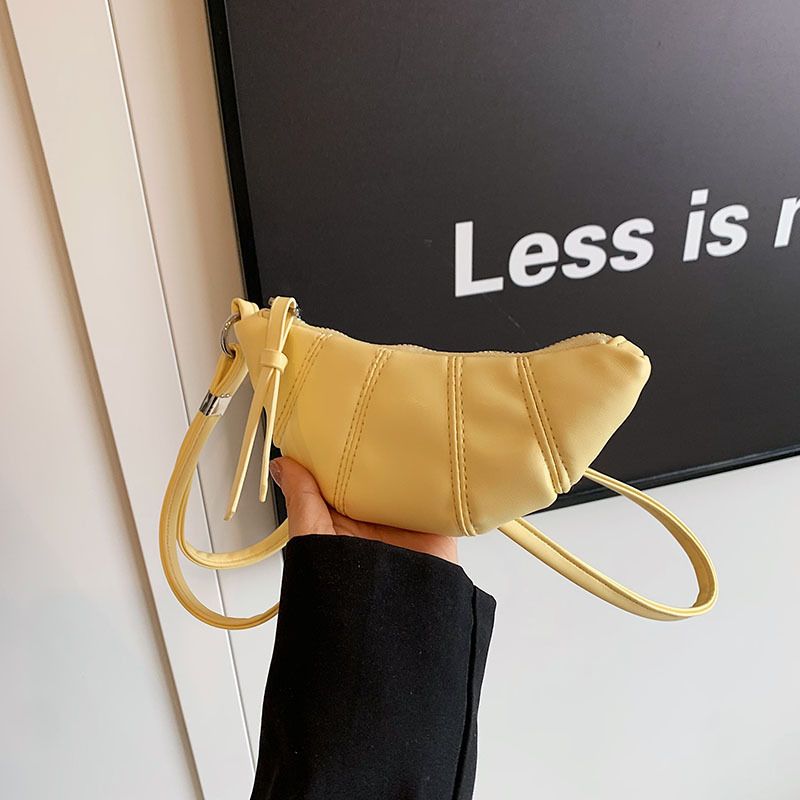 Nischendesign High-End-Mini-Horntasche 2024 Neue exquisite Handheld-Lanyard-Geldbörse für Frauen_voghion.com