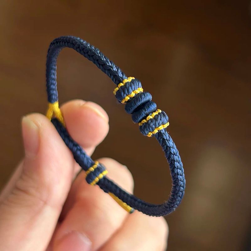 Eight-strand Hand-woven Wearable Accessories High Aesthetic Value_voghion.com