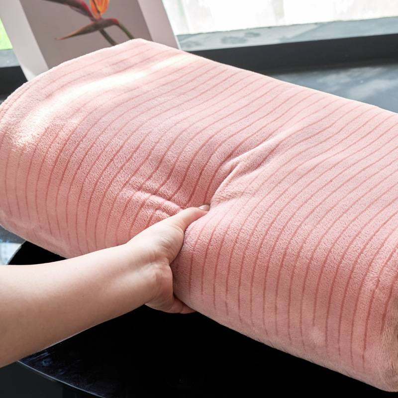 Solid Color Mink Fleece Blanket Ultra Soft Coral Fleece Throw Perfect For Kids Gifts Home Use Hypoallergenic Cozy_voghion.com