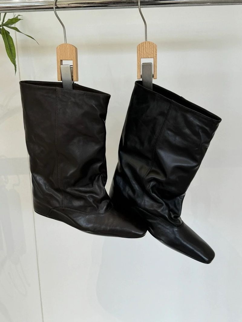 Sheepskin Version~British Style Wrinkled Feel Square Toe Hidden Heel Wide Tube Mid-Calf For Women 2025 New Knight Boots_voghion.com