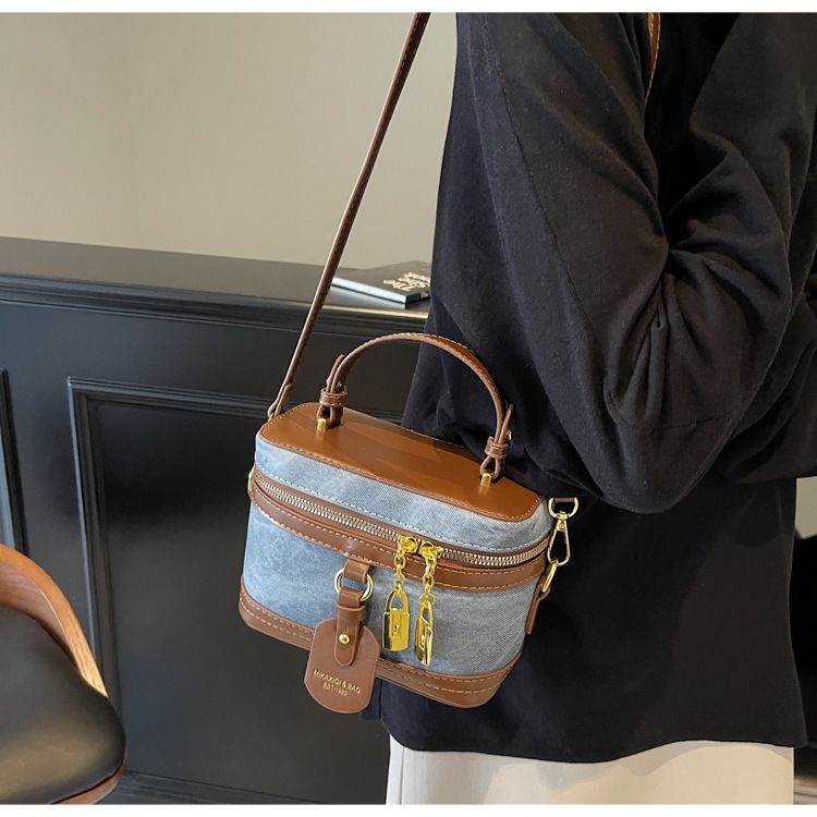 Borsa di nicchia di fascia alta per le donne 2024 Nuova tracolla alla moda in colori contrastanti con texture versatile, portatile_voghion.com