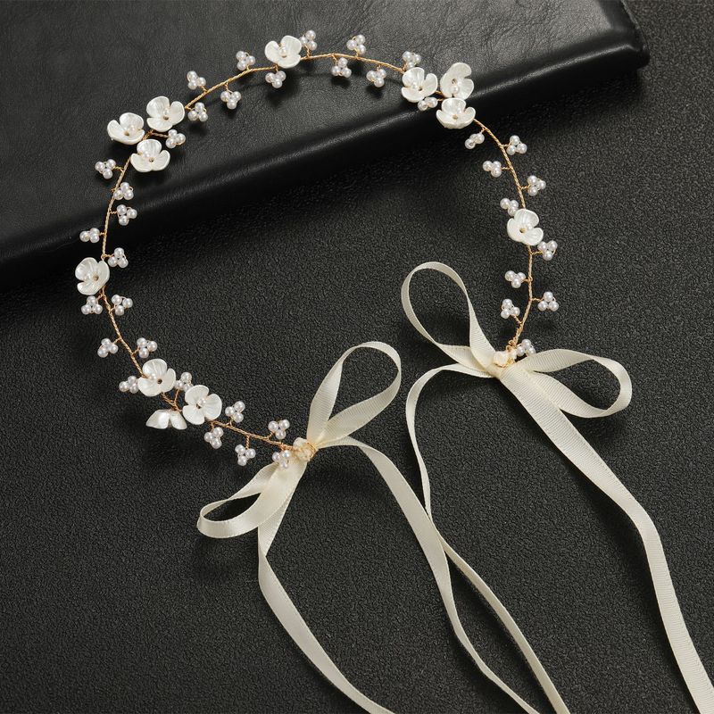 Bride Headwear With Three Petal Shells, Flower Beading, Soft Chain, Millet Beads, And Headband Hair_voghion.com