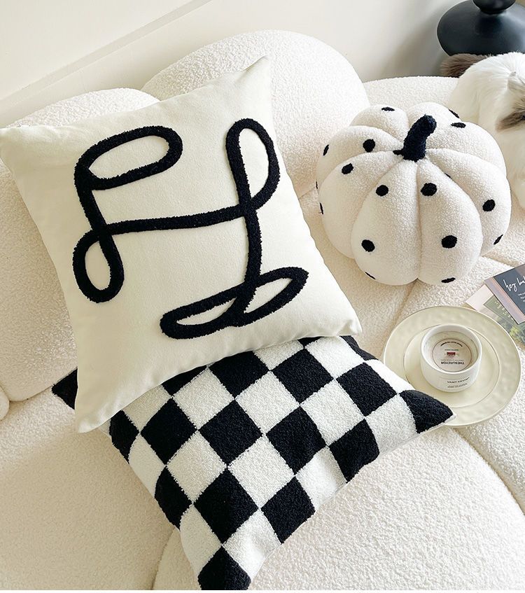 Housse de coussin à carreaux style crème pour canapé, baie vitrée, décoration minimaliste de luxe_voghion.com