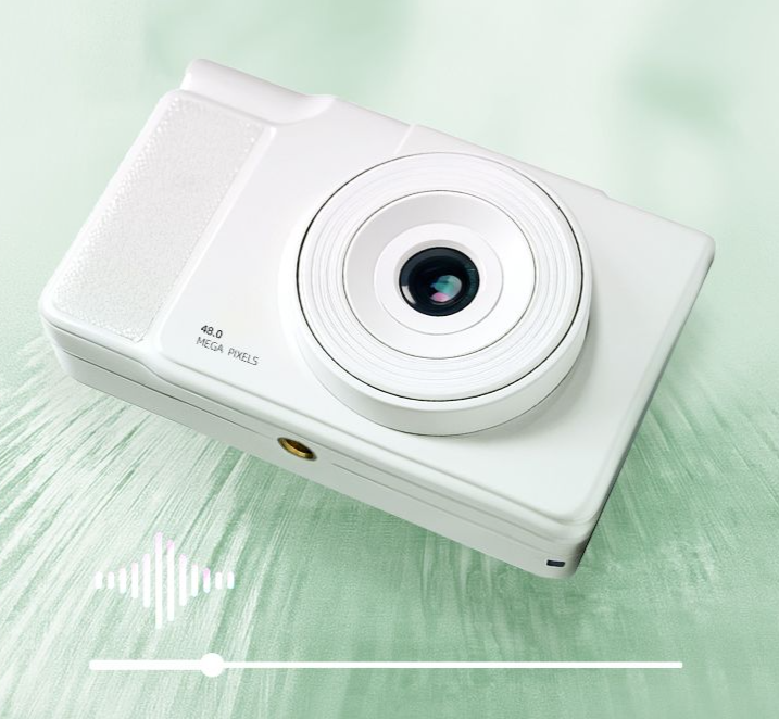 Appareil photo haute résolution avec écran rabattable et fonction de transfert HD_voghion.com