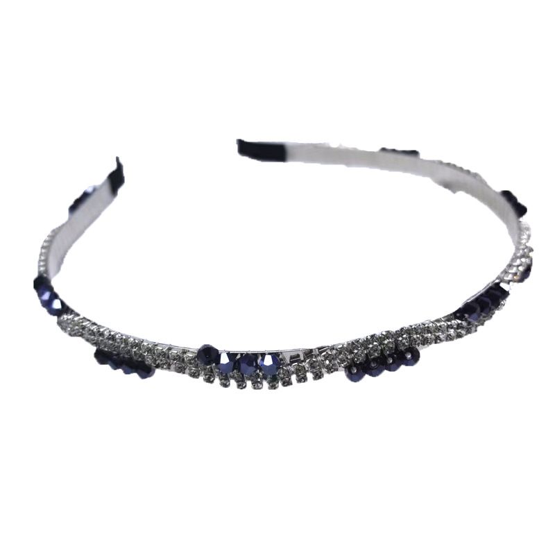 Cerchietto di cristallo con due file di strass, piccolo accessorio per capelli intrecciato fatto a mano, elegante accessorio primaverile da donna_voghion.com