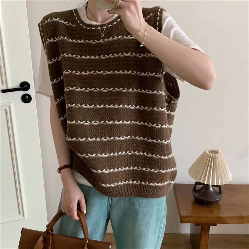 Round neck contrasting striped sweater autumn new Korean version loose and versatile casual knitted vest women's trend_voghion.com